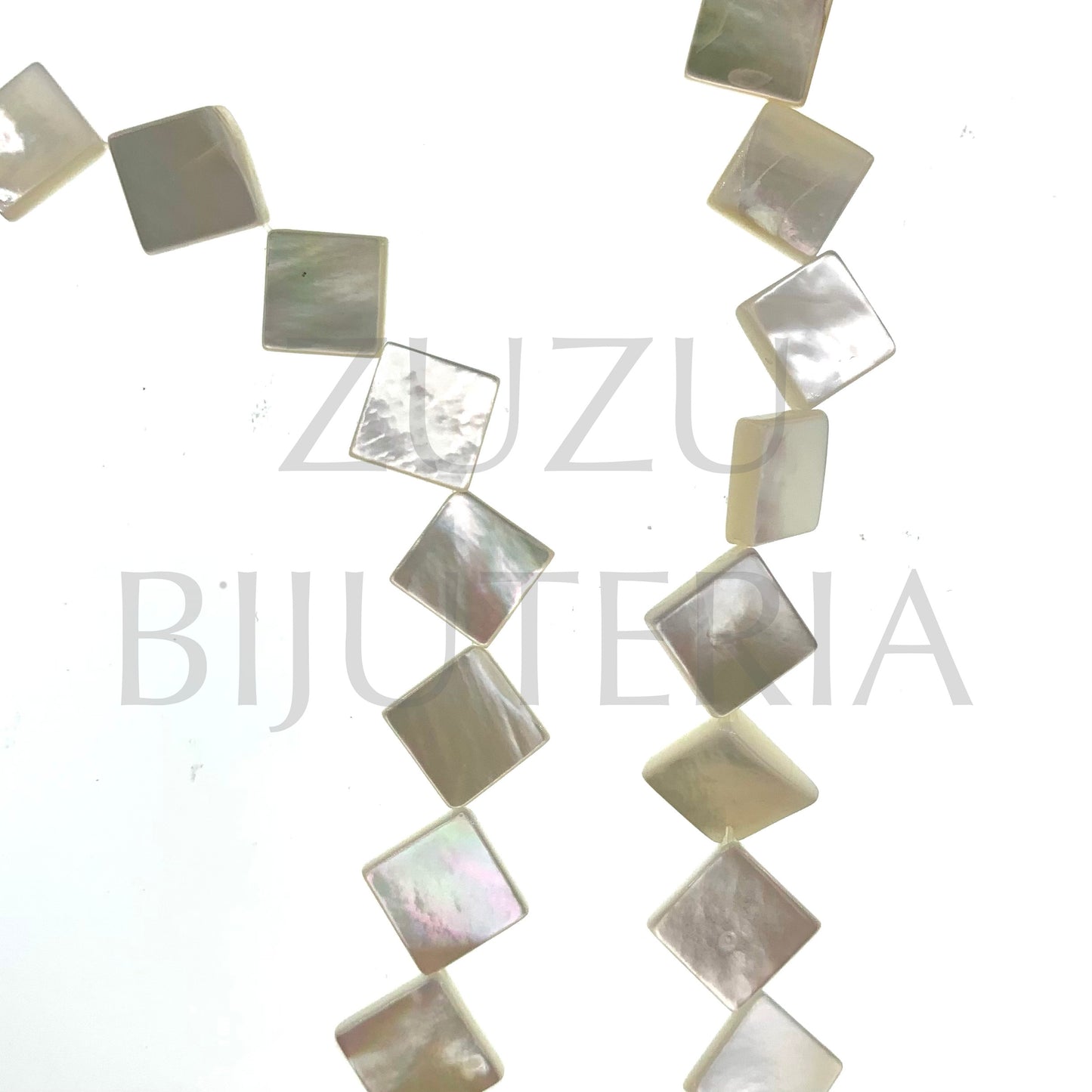 Conta Quadrado Madrepérola 11mm