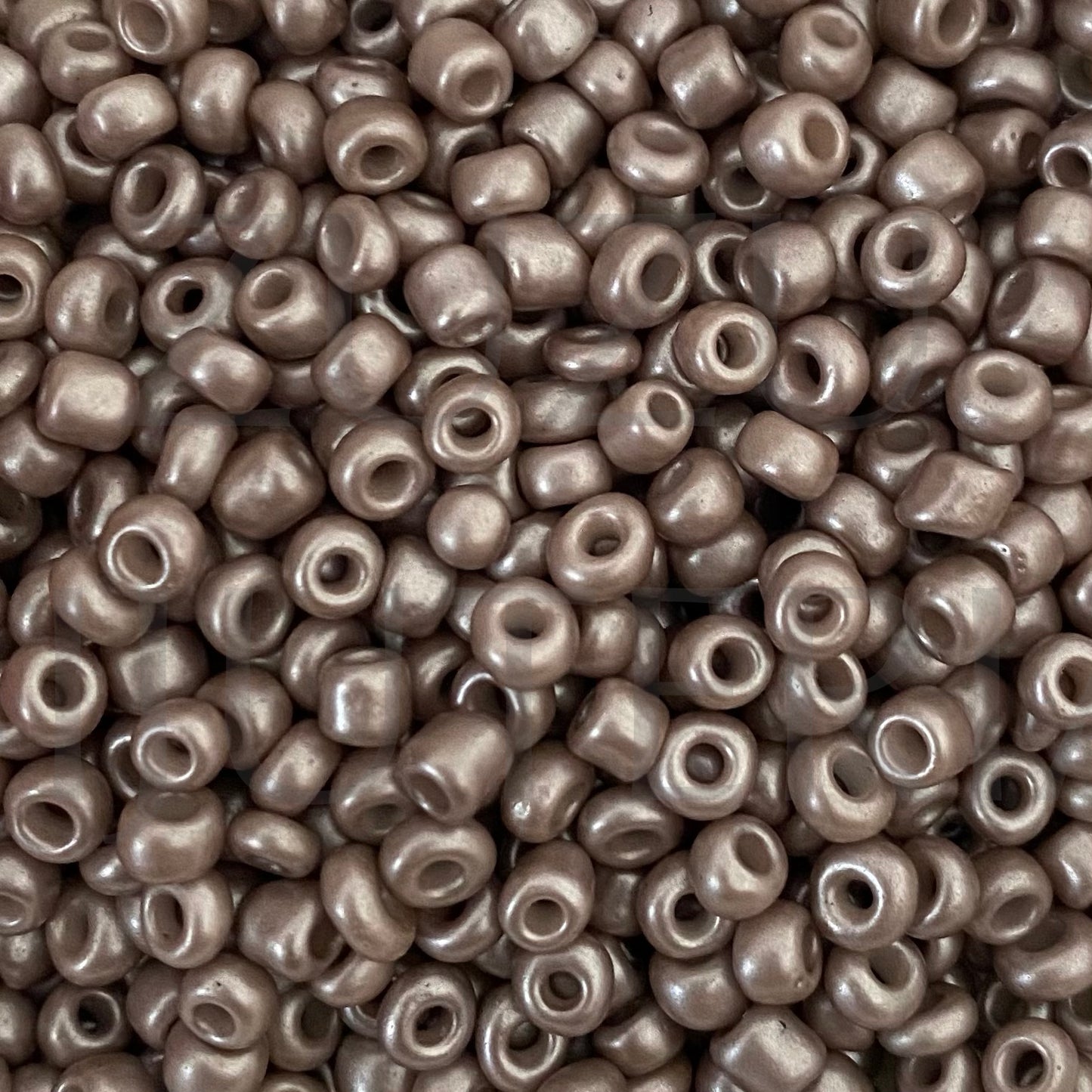 Missangas Cinzento 4mm (45g)