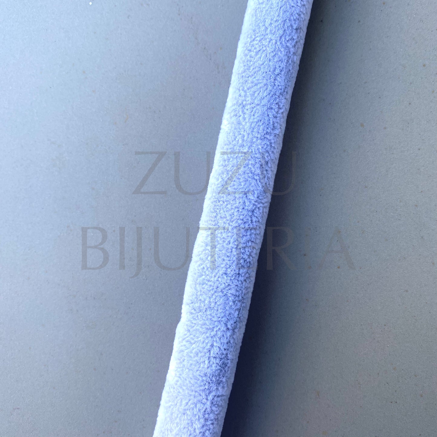 Velvet Ring Exhibitor 22cm x 3cm