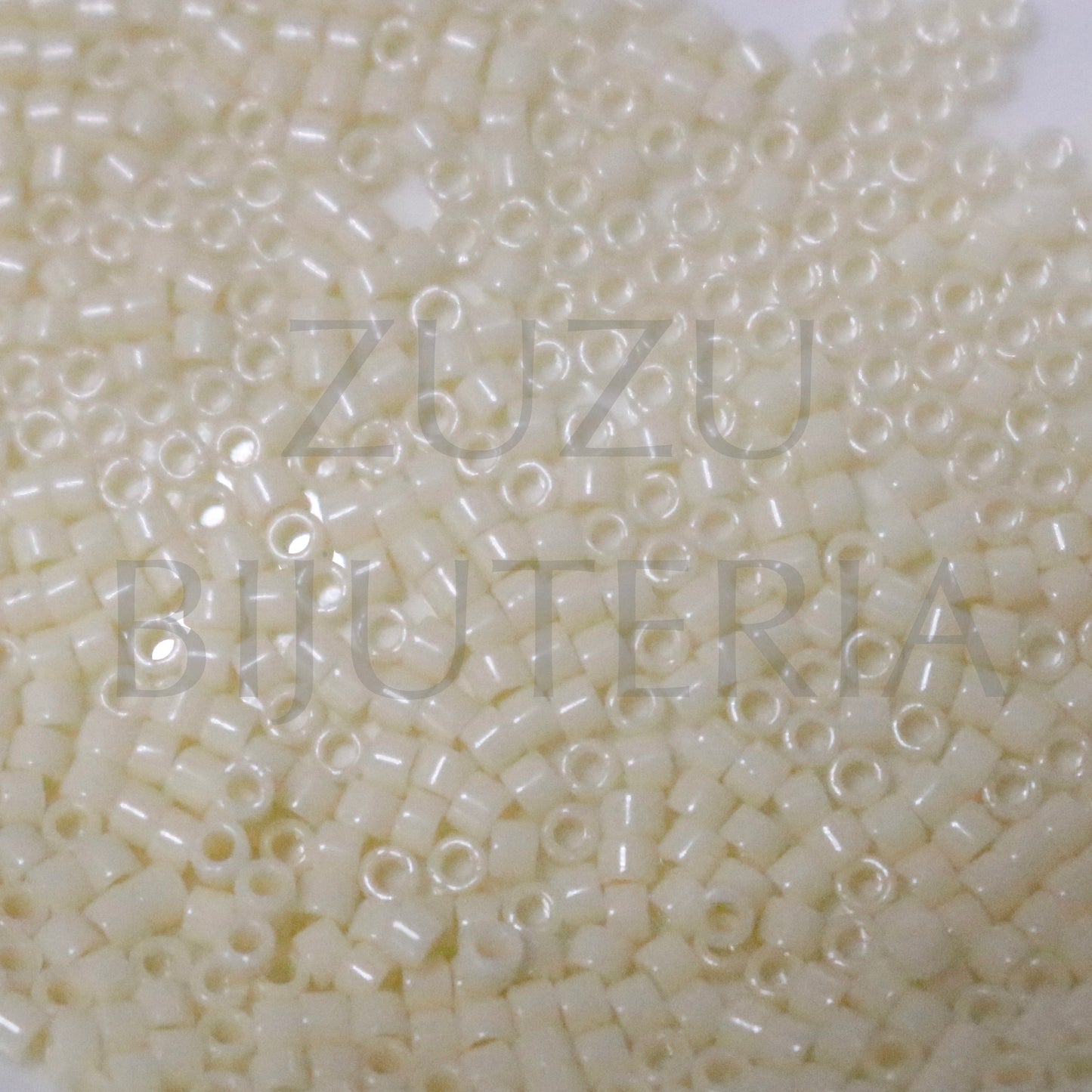 Miyuki 1.5mm - Cream