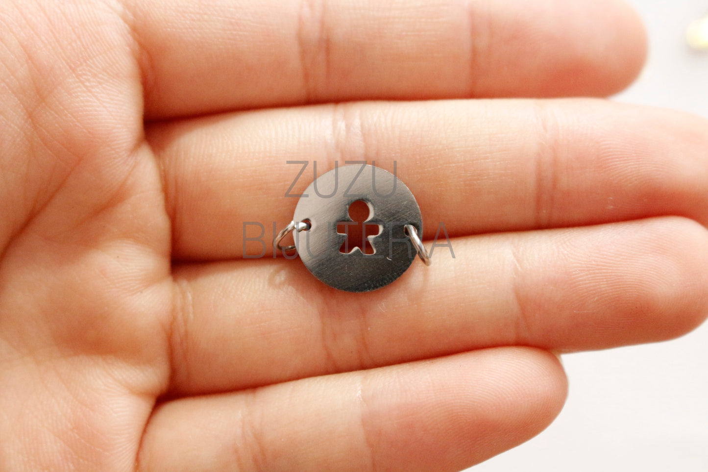 <tc>Pendant / In Between Boy - Stainless Steel</tc>