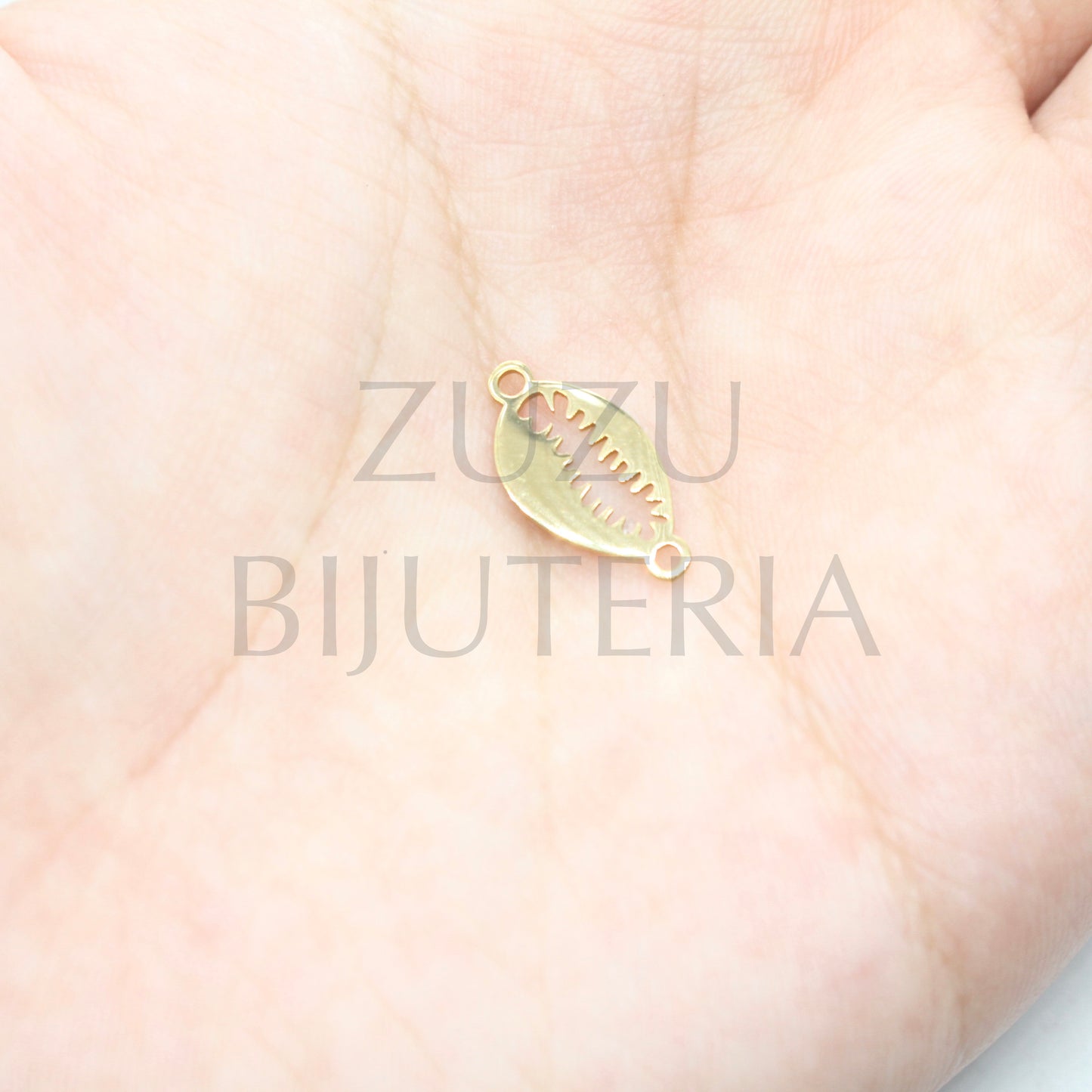 Pendente Búzio Dourado 15mm x 8mm - Aço Inox