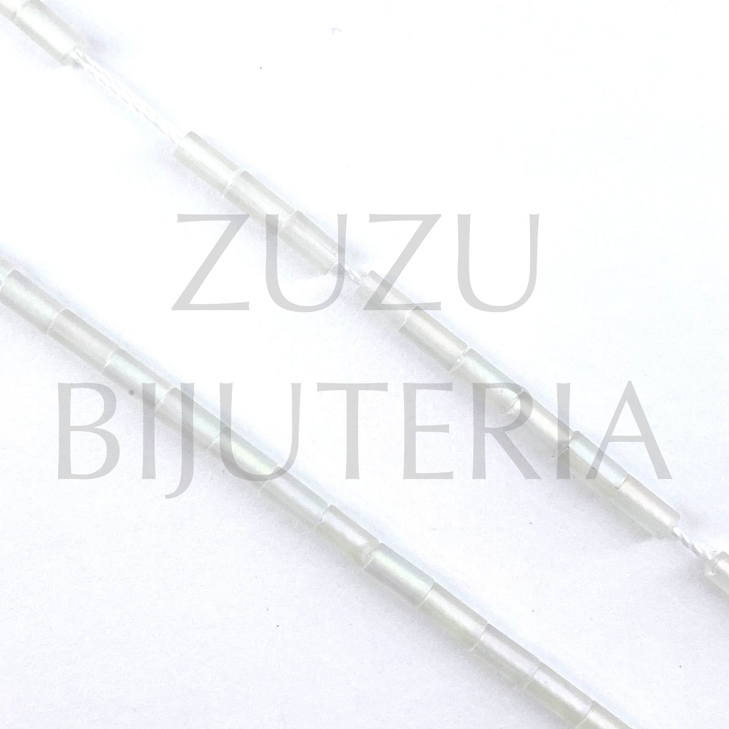 Fiada Tubo Branco Mate 5mm x 2.5mm (Comprimento 37cm)