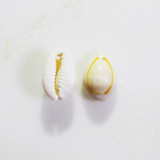White Conch Pendant